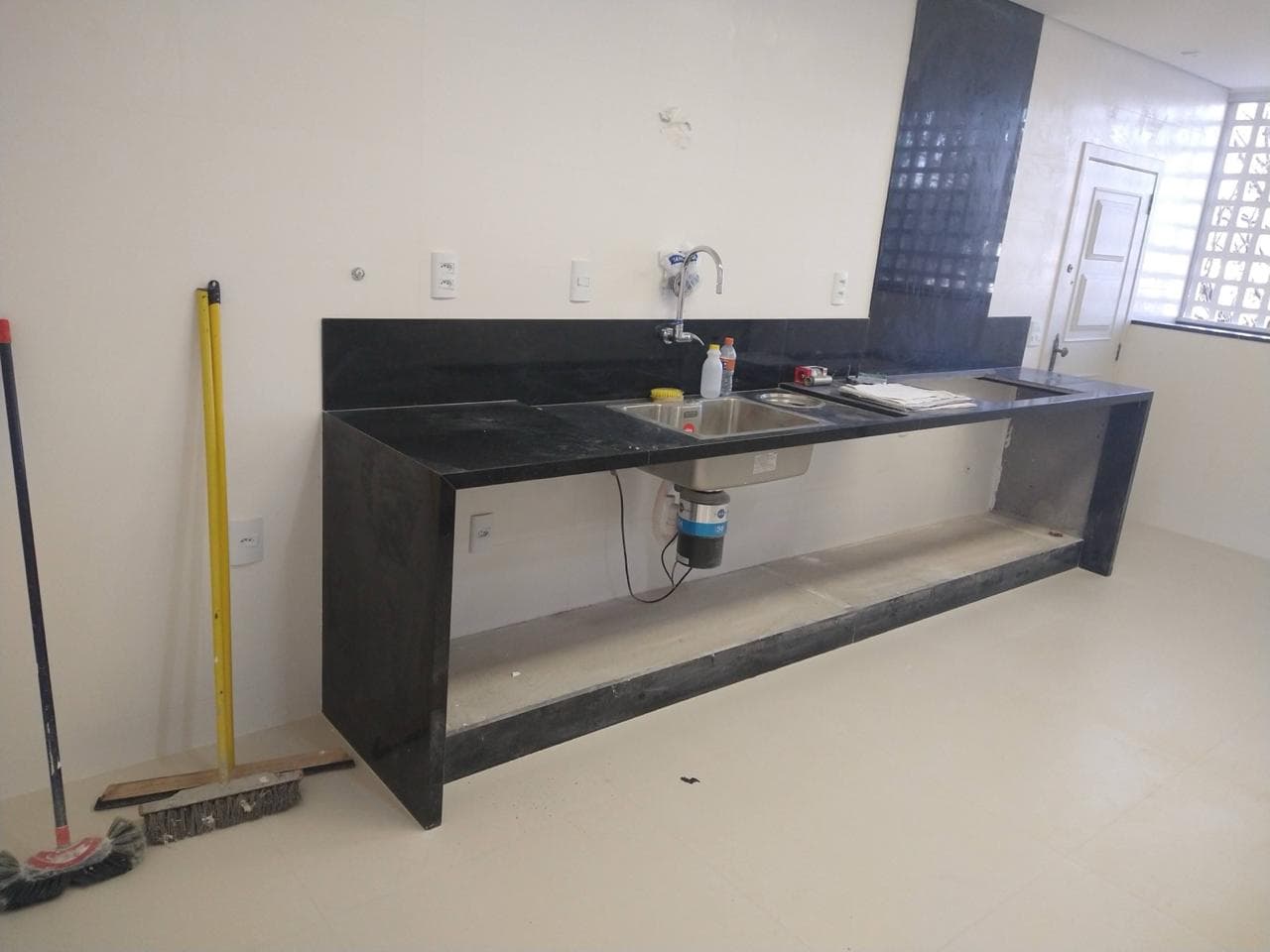 Instalação de granito executada pela Gilberto Construtor